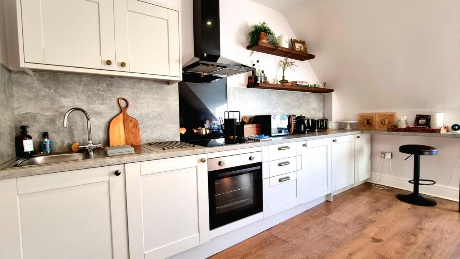 Top Floor 1Br Apartment Central Matlock Matlock  Extérieur photo